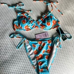 Wild Fable NWT blue bikini with oranges 🍊 pattern size Small